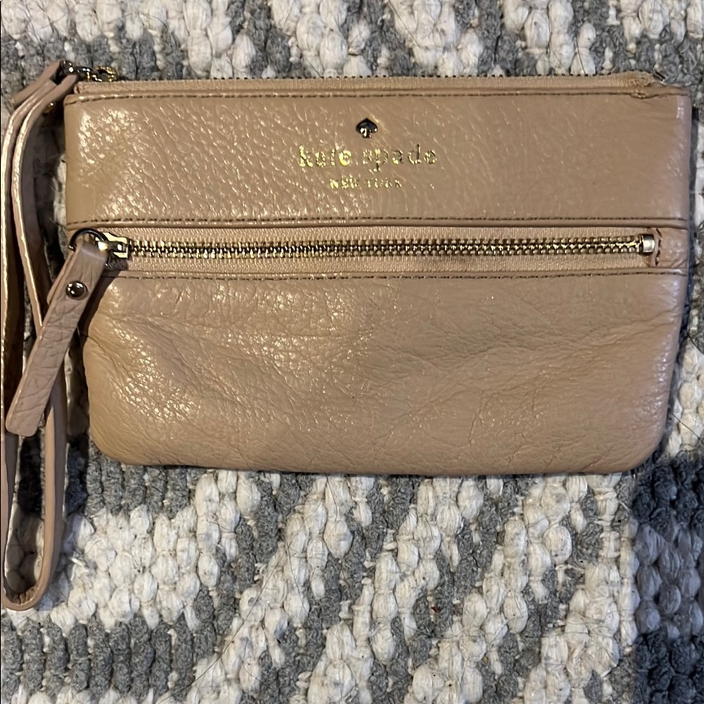 Kate Spade Tan Pebbled Leather Gold Hardware Wristlet
